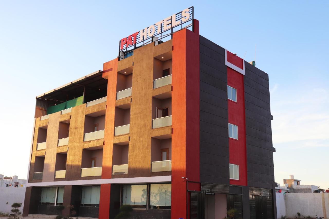 Pat Hotels Indore Exterior foto