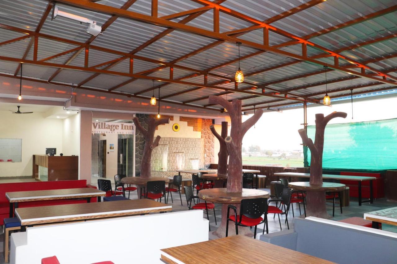 Pat Hotels Indore Exterior foto