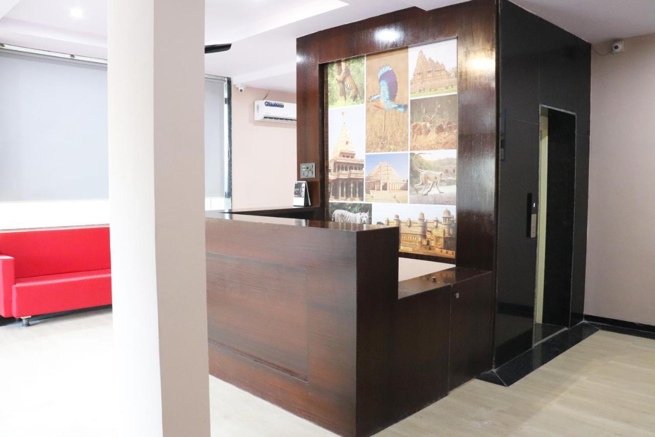 Pat Hotels Indore Exterior foto